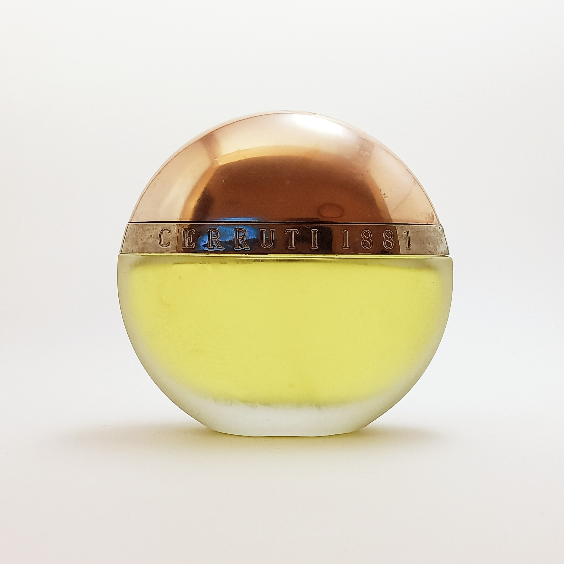 عطر چروتی ۱۸۸۱ | CERRUTI 1881